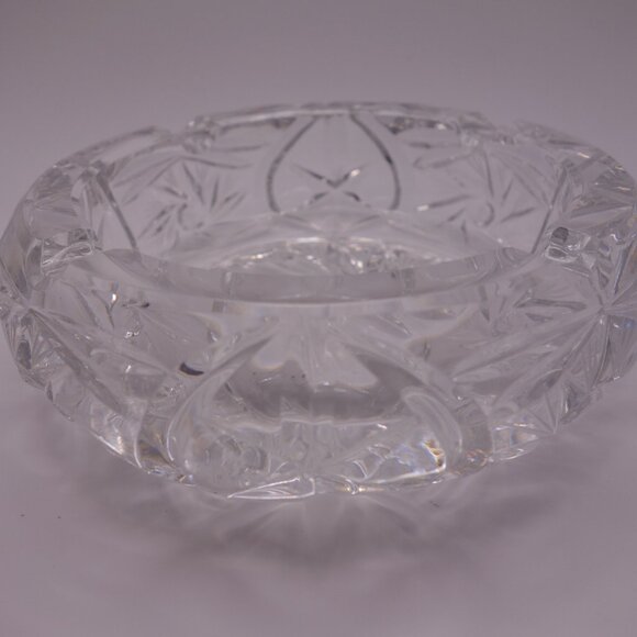 Circular Cigar Ash Tray with Some Weight To it! - Picture 15 of 16